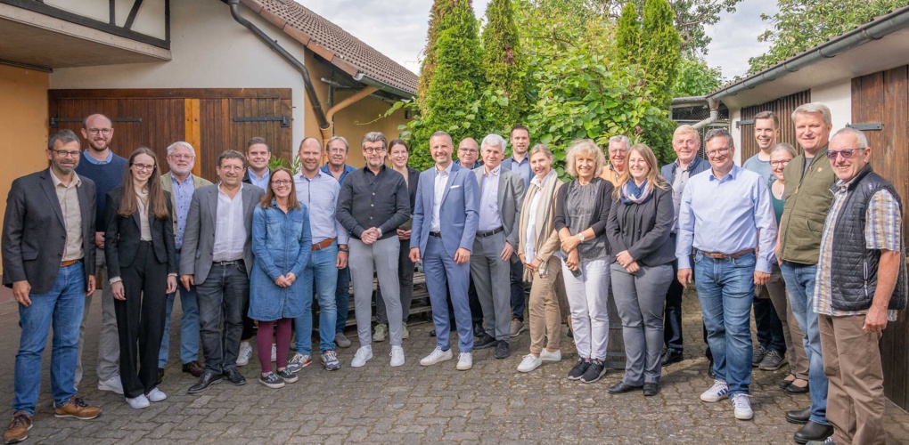 Viele Themen bei Stadtbesichtigung Erlenbach angesprochen